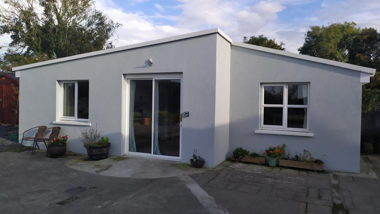 Lovely Cosy Cottage Close To Atlantic Beaches Dromore West Exteriör bild